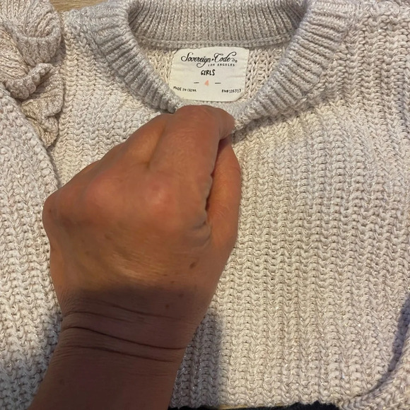 Set of 14 girls clothes skirts,dress,sweaters, sweatshirt leggings size 4 - Picture 3 of 13